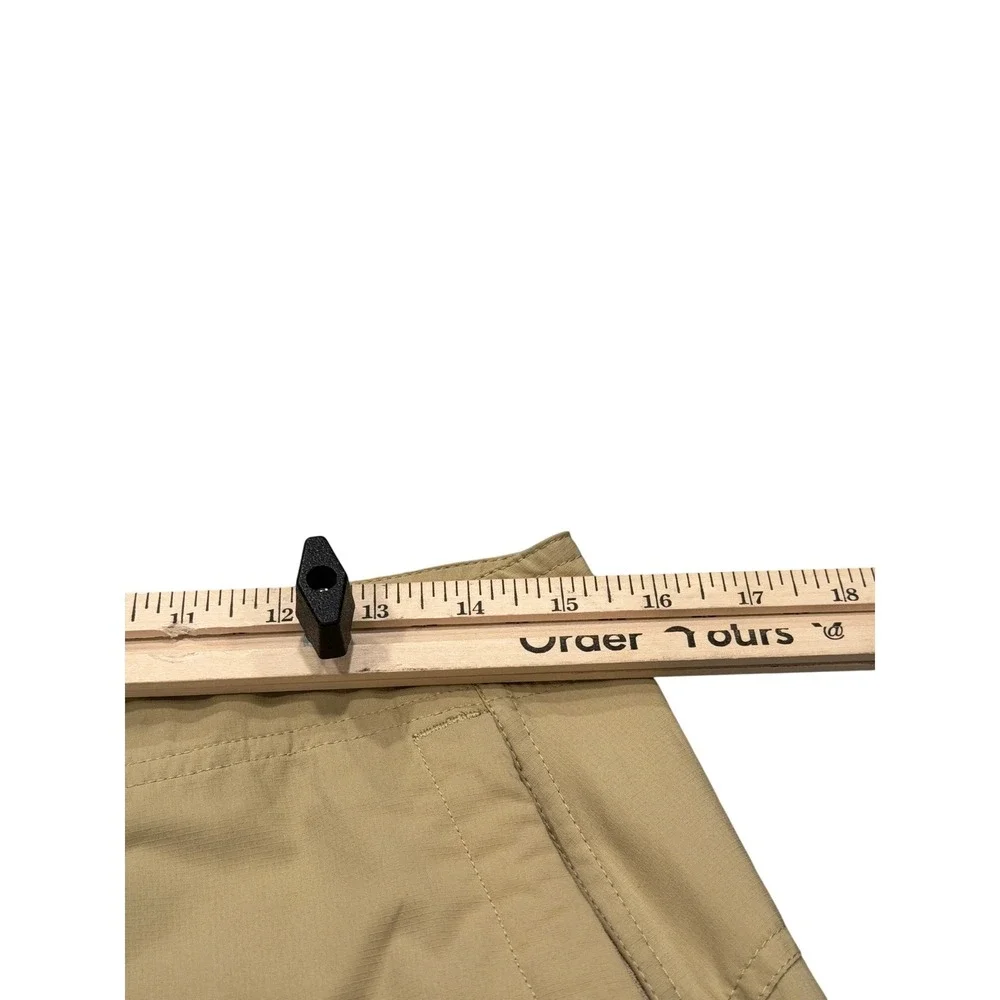 Patagonia Mens 30 Board Shorts Tan Khaki Ripstop Cargo Swim Trunks 86565 FA13